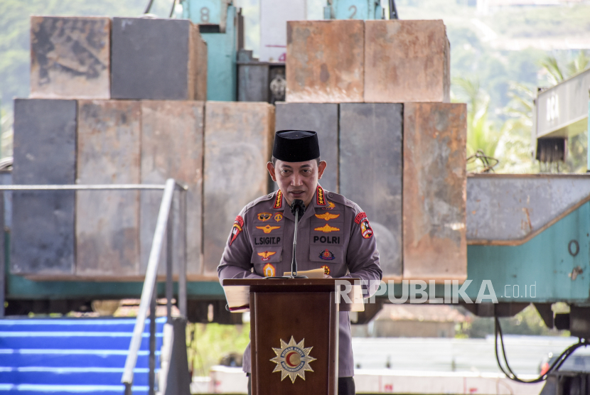 Kapolri Jenderal Polisi Listyo Sigit Prabowo memberikan sambutan.