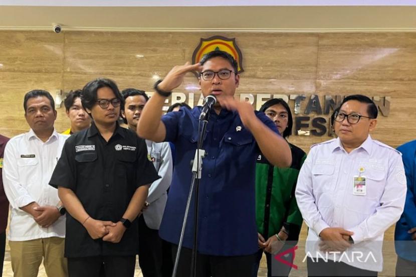 Wamentan sebut swasembada pangan keharusan demi kemandirian bangsa.
