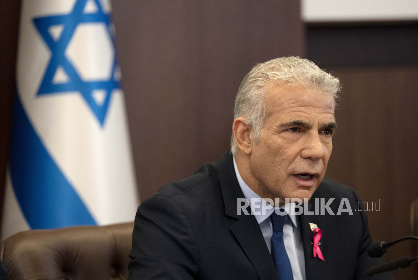Pemimpin oposisi Israel, Yair Lapid menyatakan keyakinannya bahwa kabinet yang dipimpin oleh Perdana Menteri Benjamin Netanyahu akan segera jatuh. 