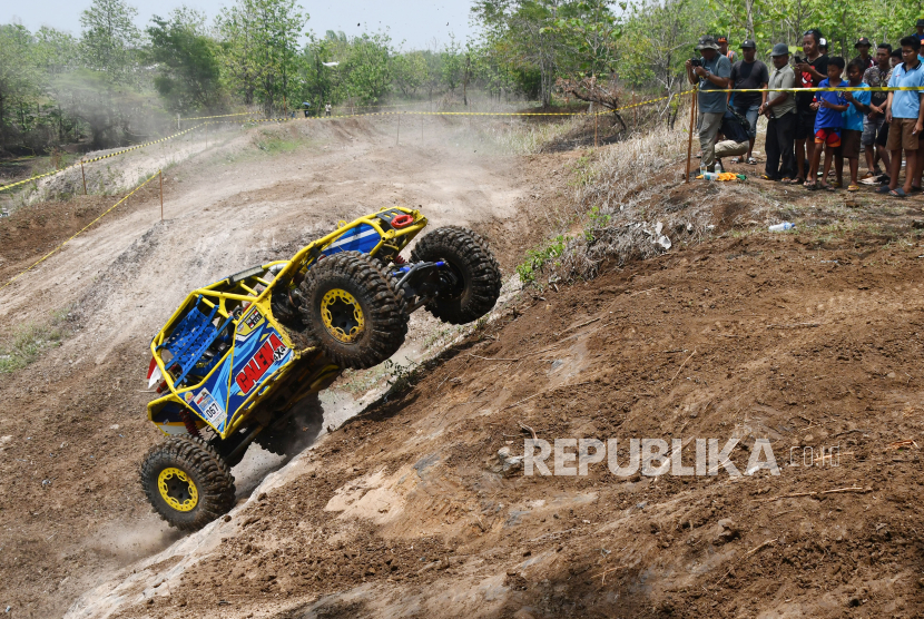 Adu Ketangkasan Di Kejurnas Adventure Offroad | Republika Online