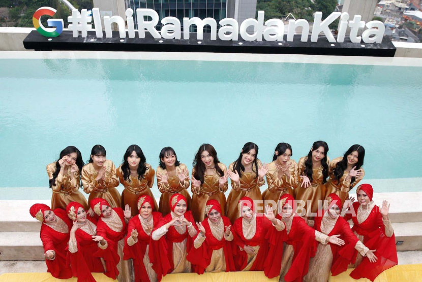 Nasida Ria x JKT48 berkolaborasi bawakan lagu spesial Ramadhan berjudul Ini Ramadan Kita. 