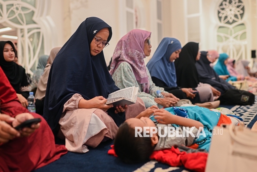 Ilustrasi ngaji Alquran.
