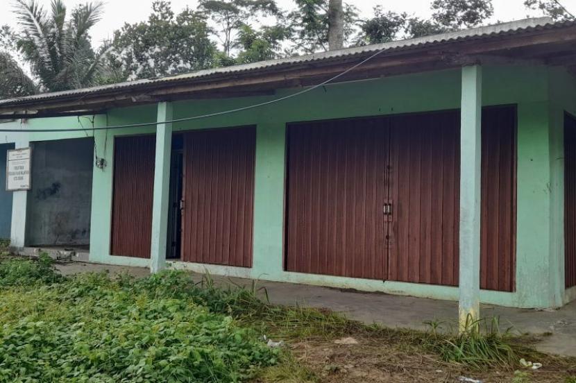 DPRD minta Pemkot Serang hidupkan kembali lima pasar terbengkalai.