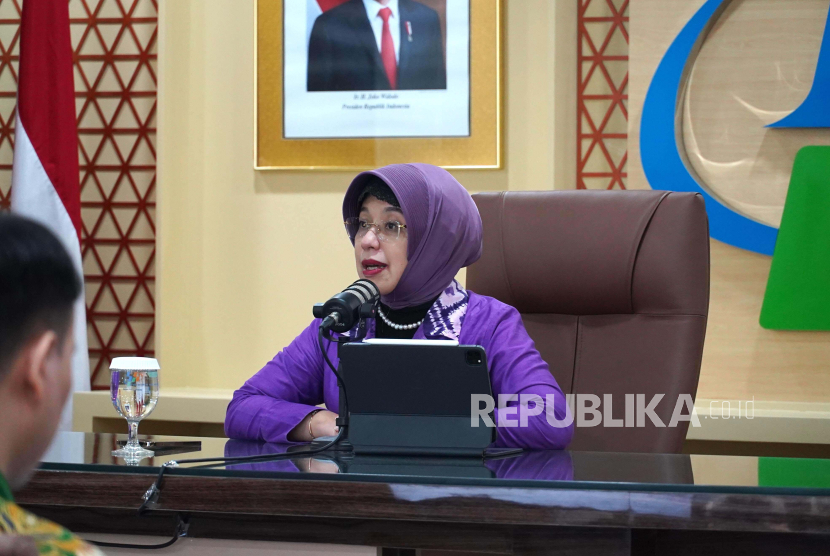Plt Kepala Badan Pusat Statistik Amalia Adininggar Widyasanti dalam konfrensi pers rilis data BPS Januari 2024, Kamis (1/2/2024). 