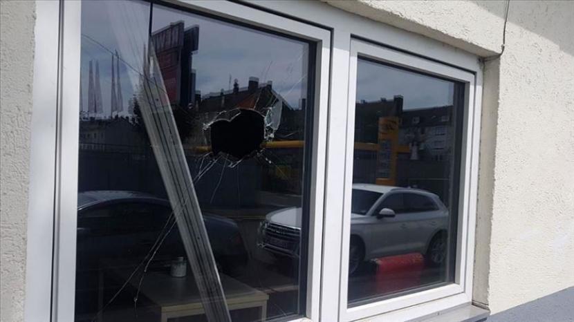 Penyerang merusak jendela rusak masjid di Kota Zaandam - Anadolu Agency