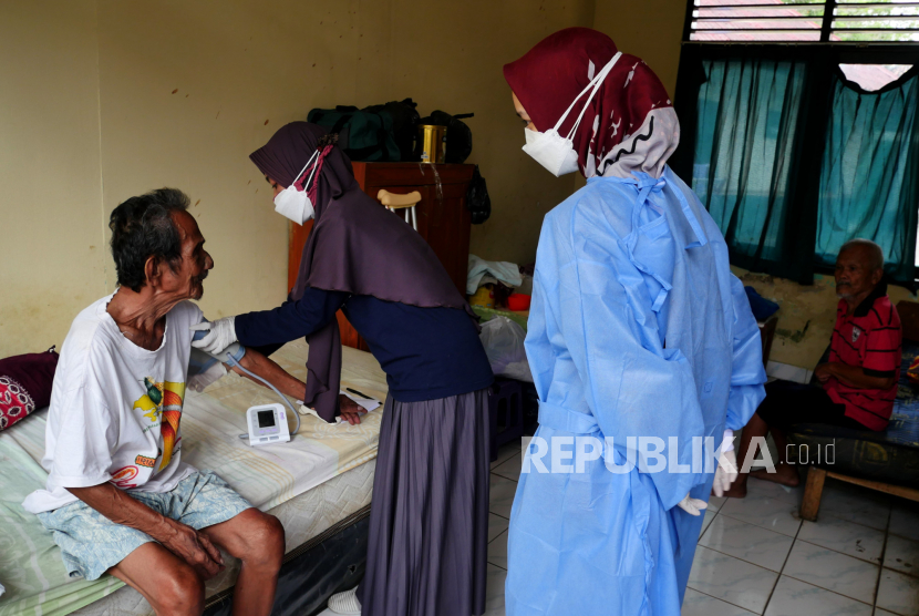 Kabupaten Sidoarjo Kejar Target Vaksinasi 30 Ribu Lansia (ilustrasi).