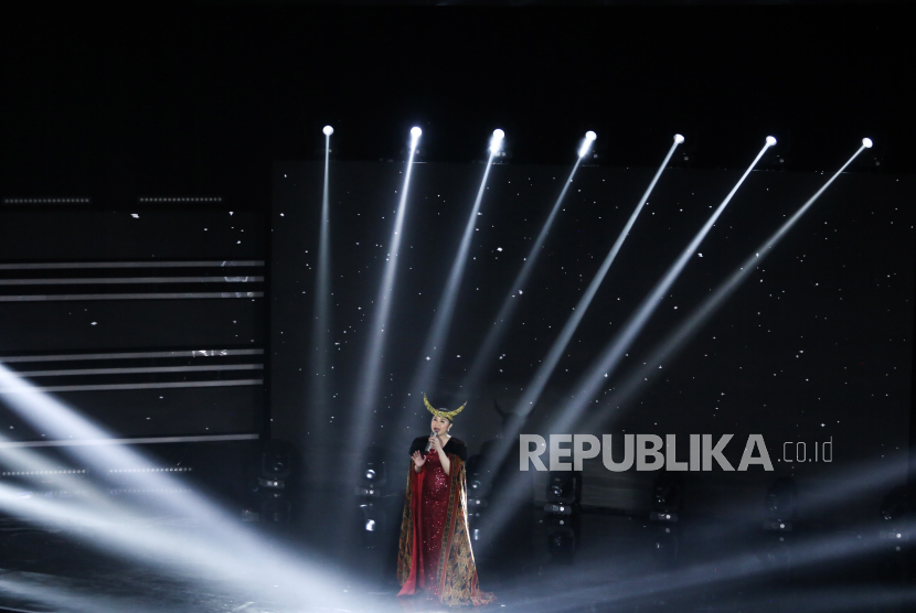 Penyanyi Ruth Sahanaya. Ruth Sahanaya akan menggelar konser di Surabaya, Jawa Timur, pada 25 Oktober 2025.
