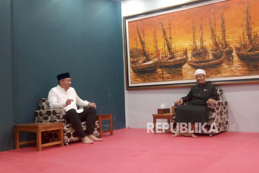 Pengusaha muslim sekaligus Mantan Menteri Perdagangan RI, Muhammad Lutfi melakukan silaturrahim ke Pondok Pesantren Al Fatah Temboro Magetan, Jawa Timur, Kamis (12/10/2023). 