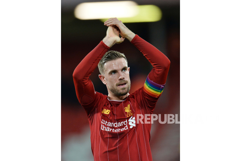 Liverpool captain Jordan Henderson applauds fans after the English Premier League soccer match between Liverpool FC and Everton in Liverpool, Britain, 04 December 2019. Liverpool won 5-2.  