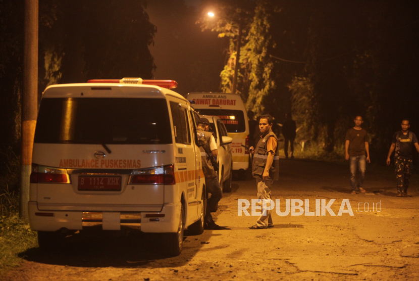 Suasana Batalyon Artileri Medan (Yonarmed) 07/155 GS Kodam Jaya pasca ledakan gudang peluru di Ciangsana, Kabupaten Bogor, Sabtu (30/3/2024). Menurut Panglima Kodam Jayakarta kebakaran terjadi pada pukul 18.05 WIB dari gudang amunisi yang sudah kadaluawarsa dan tidak ada korban jiwa.
