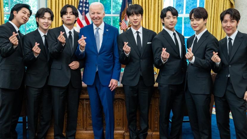 BTS dan Presiden Joe Biden.