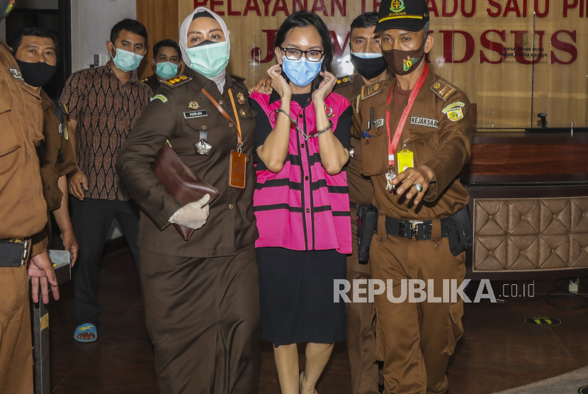 Tersangka kasus suap pengurusan pengajuan fatwa bebas Mahkamah Agung (MA) untuk membebaskan Djoko Tjandra, Pinangki Sirna Malasari 