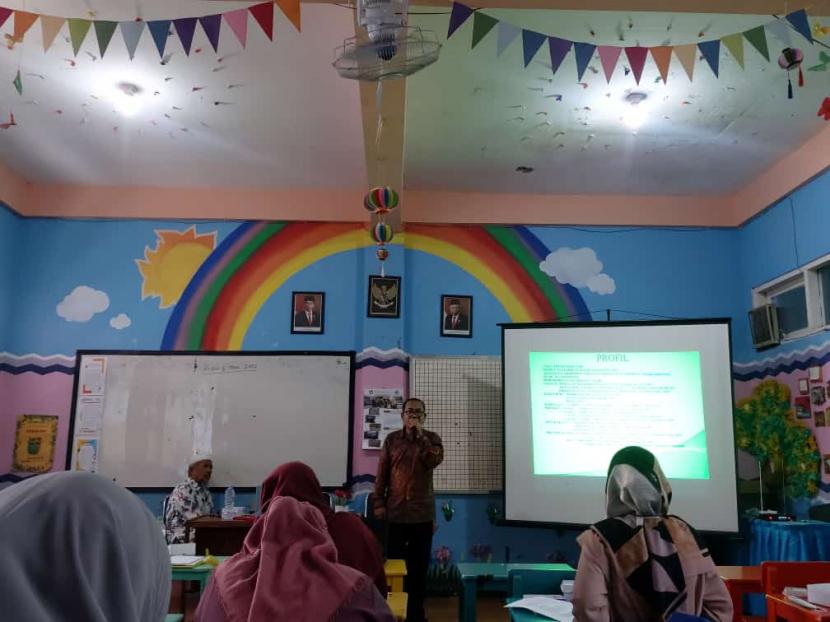 Guru sebagai Pendidik bukan Pembidik - Suara Muhammadiyah