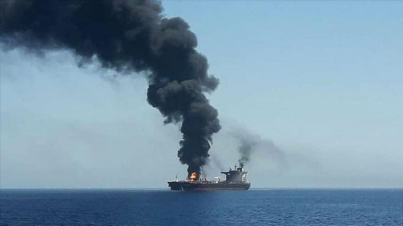 Ledakan terjadi di MT Agrari, kapal berbendera Malta, di lepas pantai Provinsi Shuqaiq di Laut Merah - Anadolu Agency