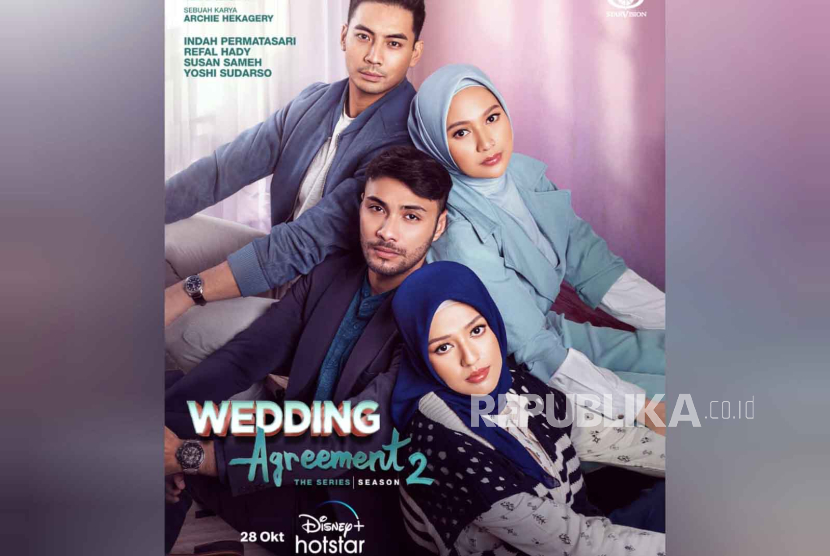 Pemeran dan sineas Wedding Agreement The Series musim kedua di acara galapremier di Epicentrum XXI, Jakarta. 
