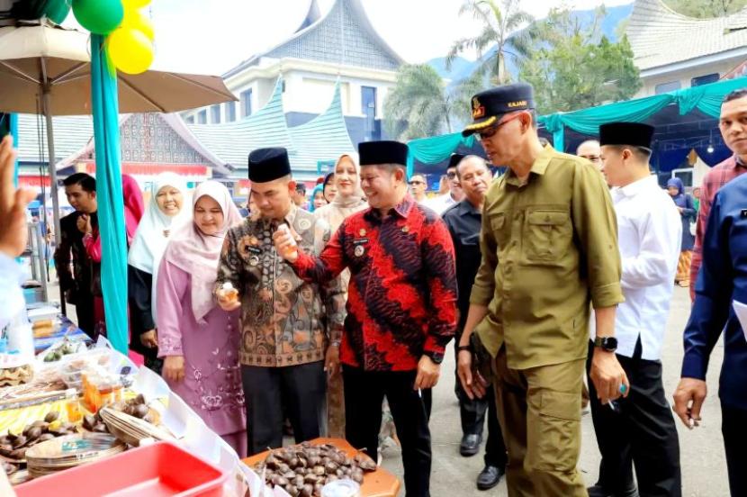 Pemkab Pasaman Dorong UMKM Sebagai Tulang Punggung Ekonomi Daerah