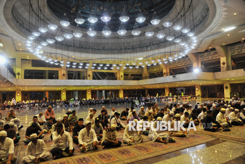 Naskah Khutbah Jumat: Keistimewaan Rajab Sebagai Bulan yang Dimuliakan