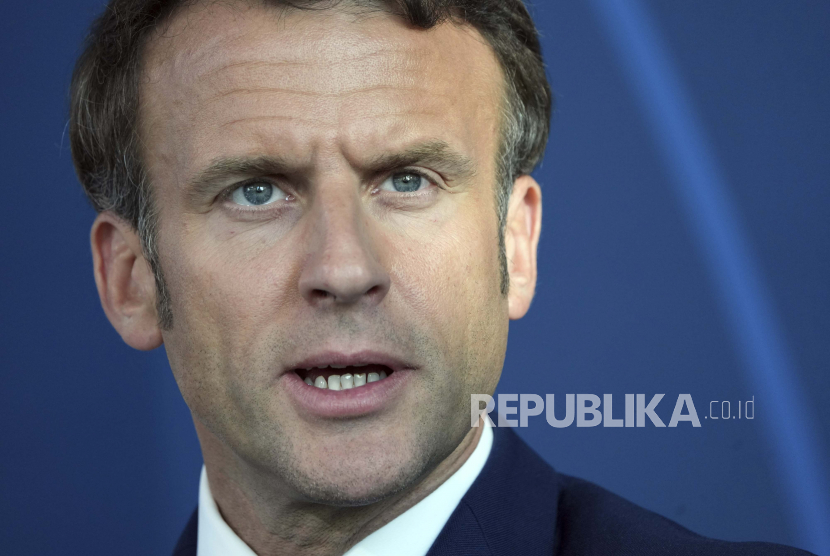 Presiden Emmanuel Macron menghadapi perjuangan berat untuk memenangkan mayoritas mutlak di parlemen.