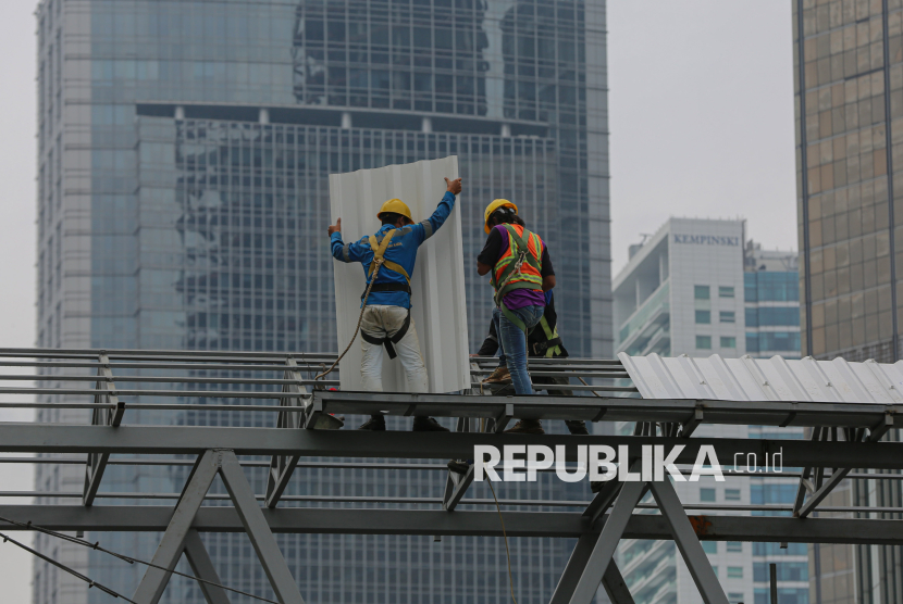 JPO Sarinah Dibangun Ulang, Ditargetkan Beroperasi pada Akhir Februari 2026
