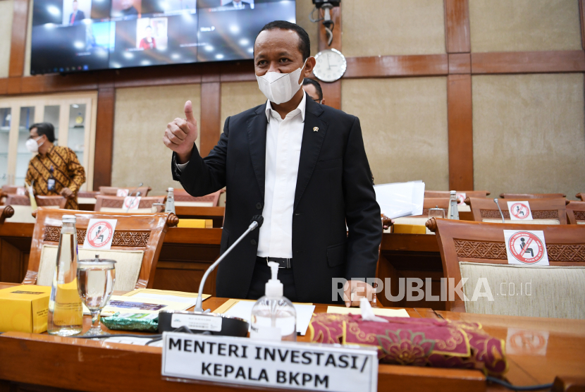 Menteri Investasi/Kepala BKPM Bahlil Lahadalia. Menteri Investasi/Kepala Badan Koordinasi Penanaman Modal (BKPM) Bahlil Lahadalia hadir dalam Peresmian Fasilitas Produksi PT Smoore Technology Indonesia (STI) yang berlokasi di Kabupaten Malang, Jawa Timur. 