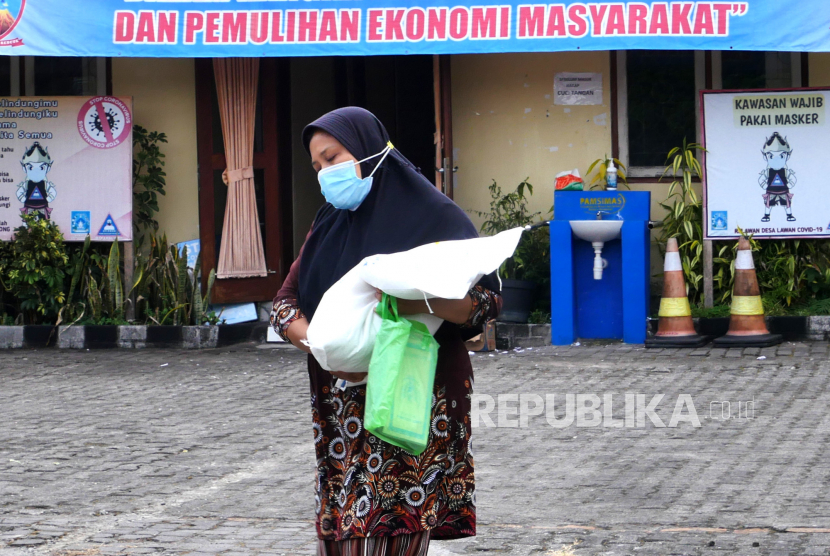 Pemkab Sidoarjo Tambah 100 Ribu Paket Bantuan Sembako (ilustrasi).