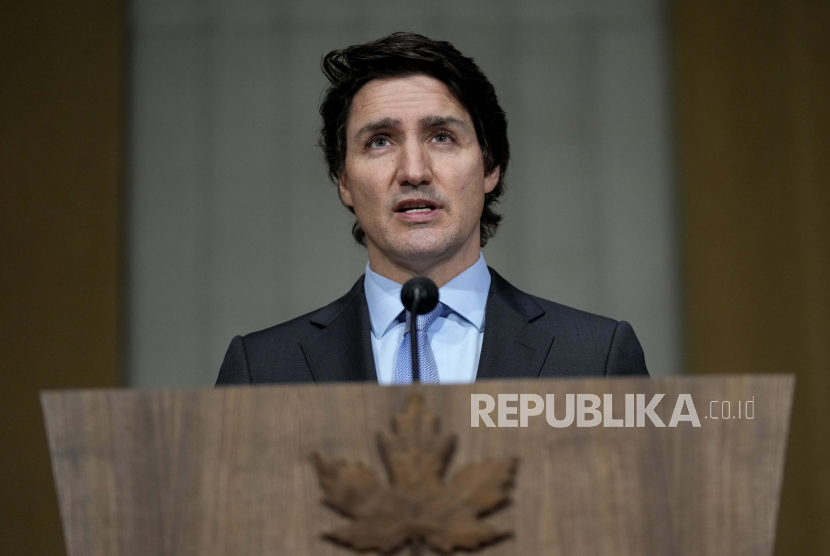 Perdana Menteri Justin Trudeau berbicara tentang situasi di Ukraina, di Ottawa, pada Selasa, 22 Februari 2022. 