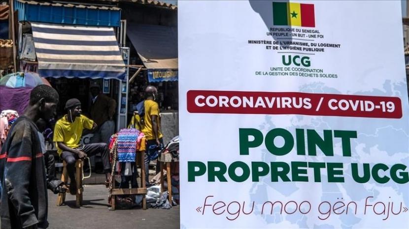 Senegal pada Senin (19/1) memperpanjang keadaan darurat di beberapa bagian negara di mana infeksi virus corona telah mencapai puncak yang mengkhawatirkan.