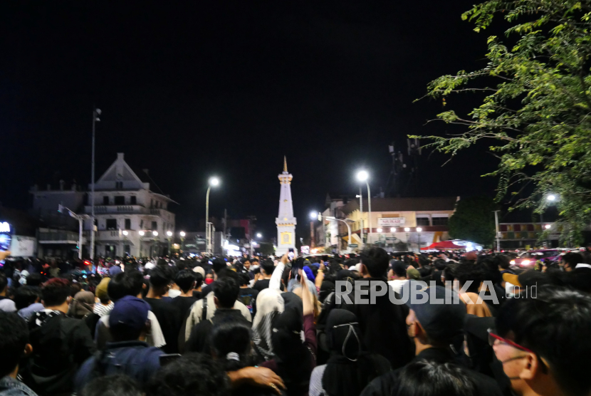 Keramaian warga saat malam Tahun Baru di Yogyakarta (ilustrasi).