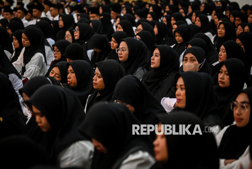 Wamenhaj Ingatkan Petugas Haji Jangan Memosisikan Diri Sebagai Jamaah