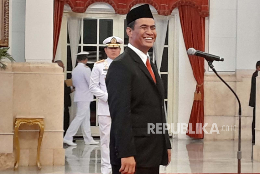 Andi Amran Sulaiman saat akan dilantik menjadi Menteri Pertanian di Istana Negara, Jakarta, Rabu (25/10/2023). 