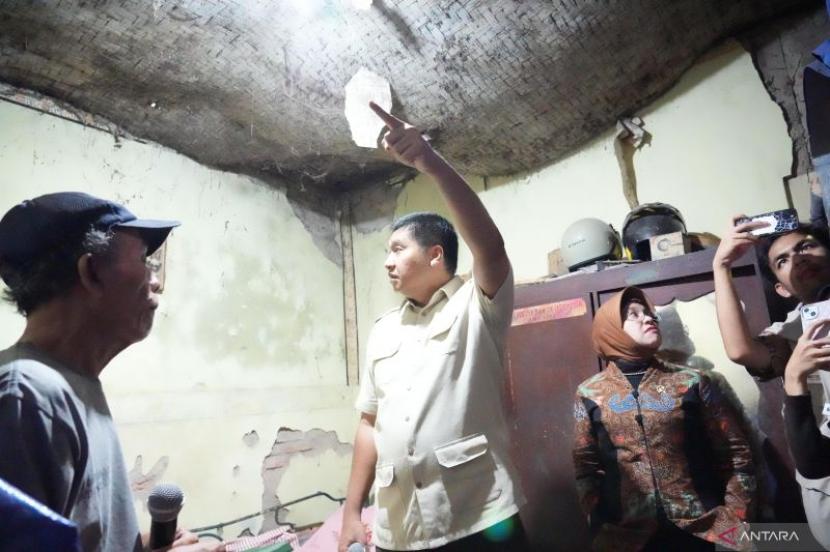 Menteri PKP Tinjau Pemukiman Kumuh di Menteng Tenggulun