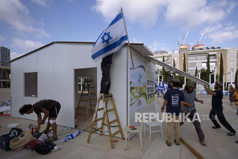 Ilustrasi pemukiman Israel. Otoritas pendudukan Israel telah mengajukan rencana untuk membangun 7.157 unit pemukiman baru di daerah E1, di wilayah pendudukan Tepi Barat. 