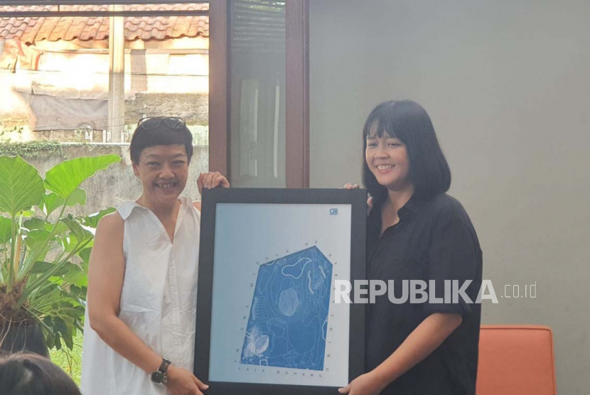 Peluncuran buku dan pameran In The Middle of Everything oleh Lala Bohang di Dia.Lo.Gue Artspace, Kemang, Jakarta Selatan (12/5/2023) 