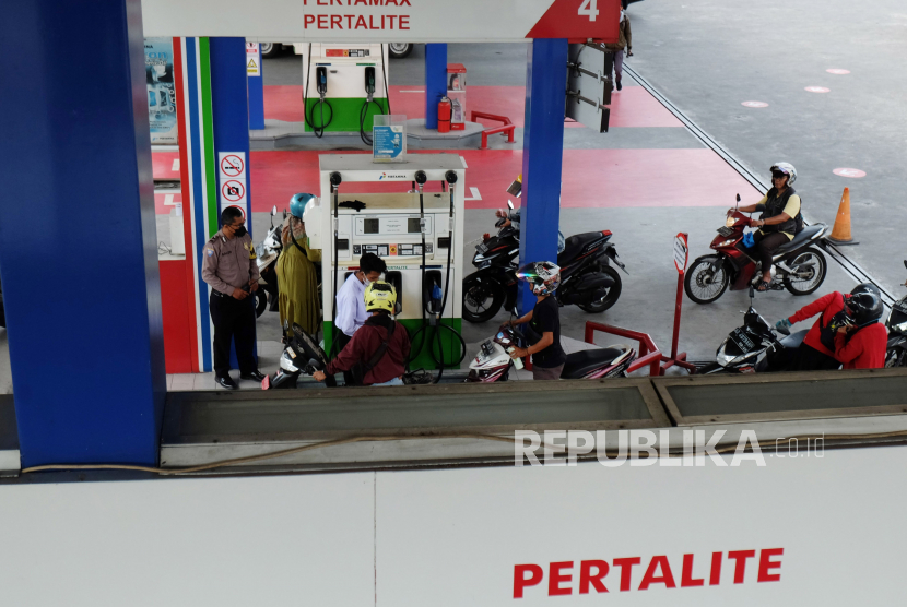 Polresta Mojokerto, Jawa Timur, mengantisipasi upaya penimbunan bahan bakar minyak (BBM) yang dilakukan oleh orang-orang yang tidak bertanggung jawab salah satunya dengan meningkatkan patroli keamanan.