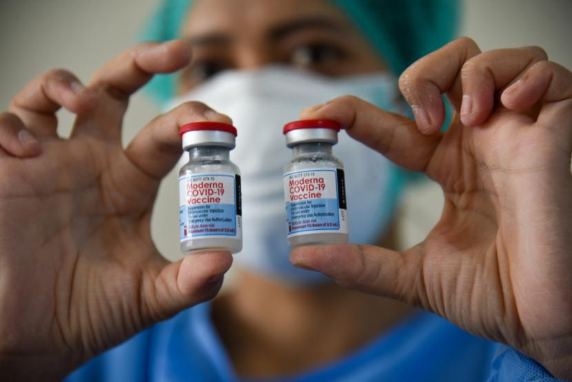 WHO Minta Vaksin Booster Ditunda | Republika Online