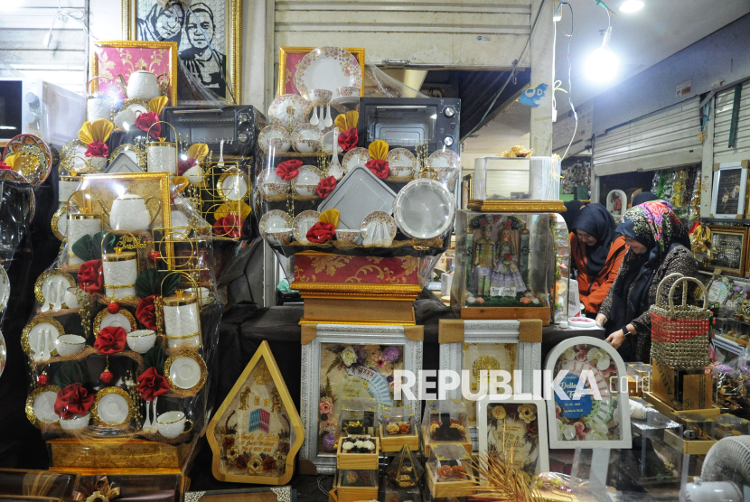 Natal dan tahun baru (ilustrasi).