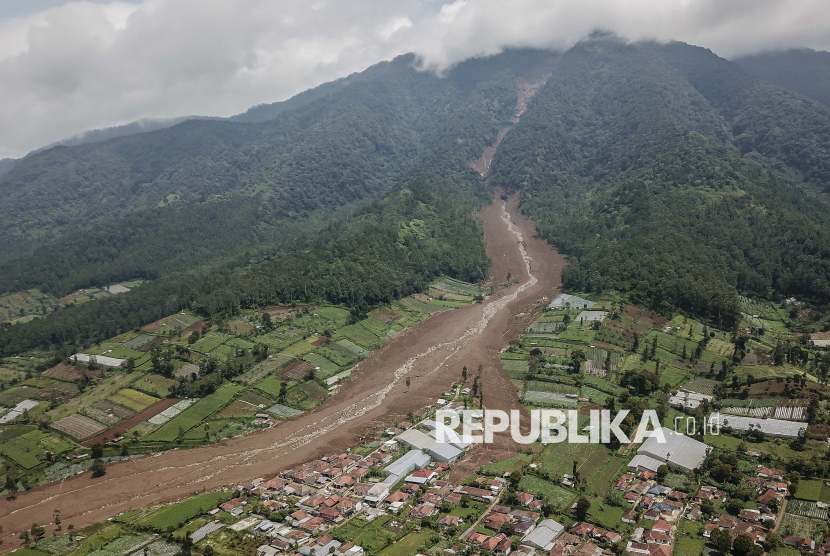 Badan Geologi Ungkap Penyebab dan Pola Longsor Maut di Bandung Barat