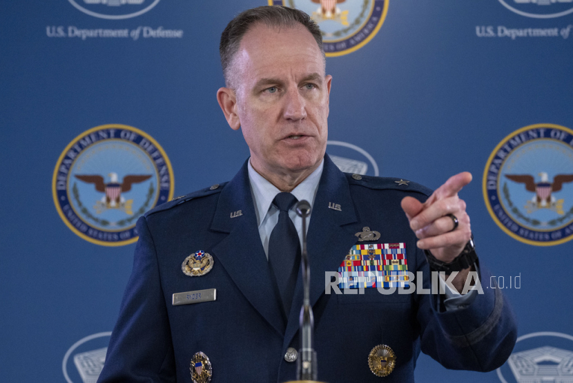 Juru bicara Pentagon Brigadir Angkatan Udara AS. Jenderal Patrick Ryder berbicara selama pengarahan media di Pentagon,Jumat (24/3/ 2023), di Washington.