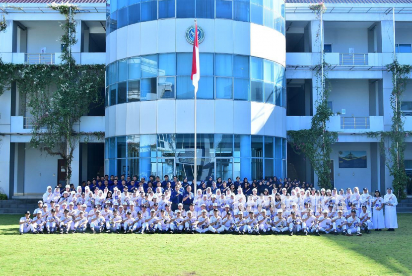 Senyum sumringah siswa SMA Pradita Dirgantara usai banyak yang lolos di seleksi nasional untuk masuk perguruan tinggi negeri (SNBT), Rabu (21/6/2023).
