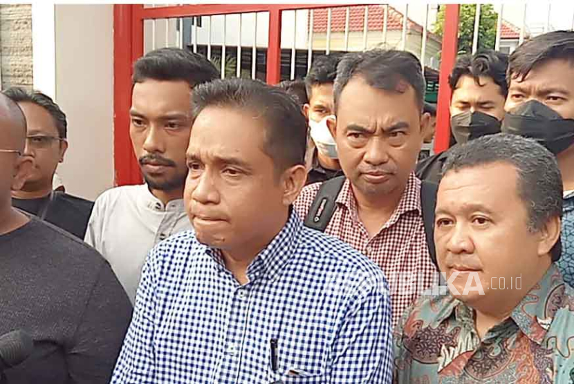 Kuasa Hukum Ketua KPK Firli Bahuri, Ian Iskandar 