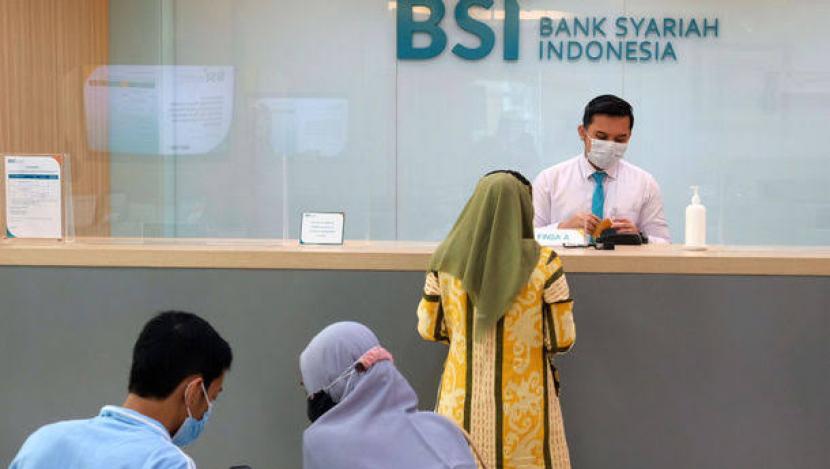 Bank Syariah: Bank syariah memiliki produk dan layanan unggul dalam industri perbankan nasional