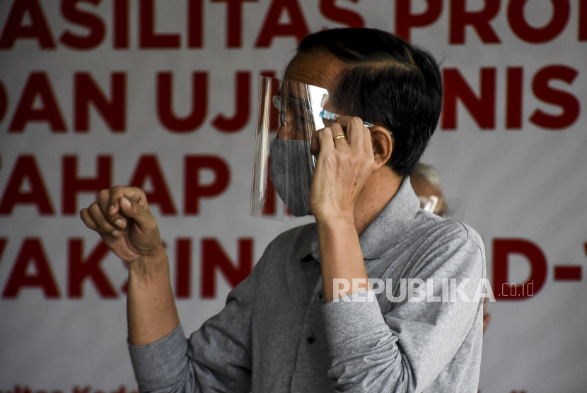 Presiden Joko Widodo mengatakan kasus aktif Covid-19 di Indonesia persentasenya lebih kecil dari tingkat dunia.