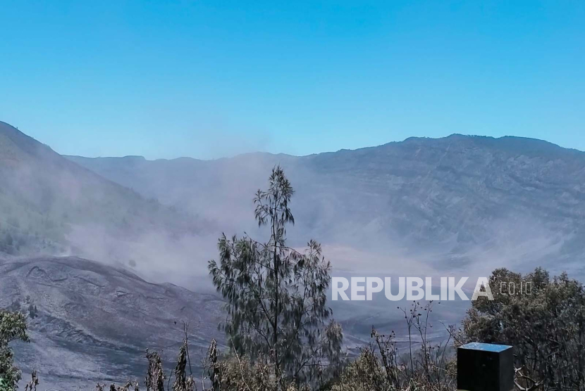 Kondisi terkini kawasan Gunung Bromo yang mengalami kebakaran, Selasa (12/9/2023).