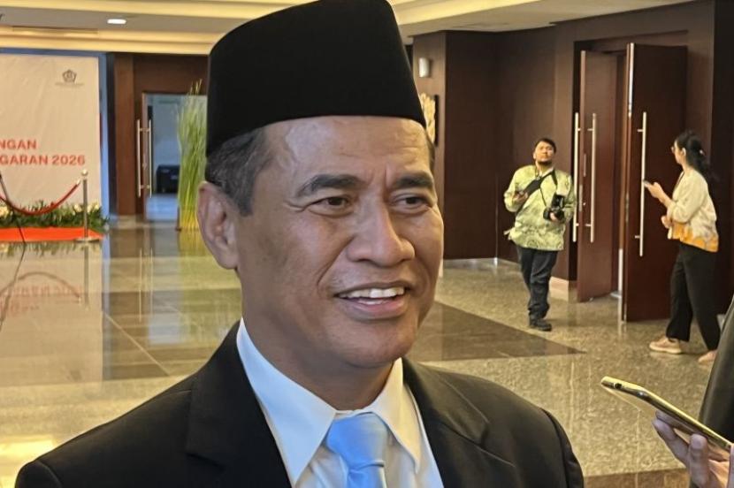 Mentan ungkap campuran beras patah di kasus oplosan capai 59 persen.