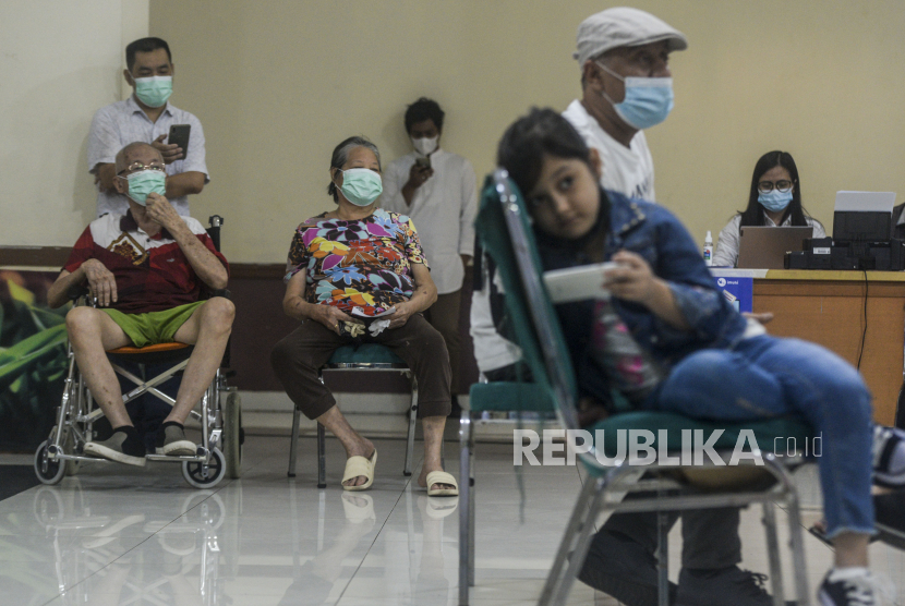 GOR Tanjung Priok, Jakarta Utara, yang sering dipakai sebagai lokasi vaksinasi kini dialihfungsikan sebagai fasilitas isolasi terpadu atau isoter.