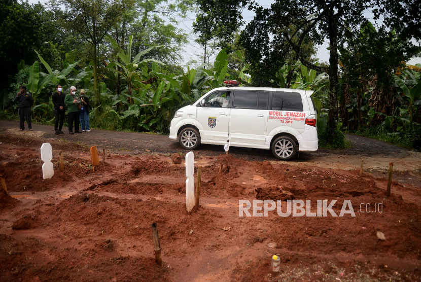 Pemerintah Kota Depok di Provinsi Jawa Barat membuka permakaman baru di lahan seluas delapan hektare di Kelurahan Pasir Putih, Kecamatan Sawangan. (Foto: TPU Pasir Putih, Depok)