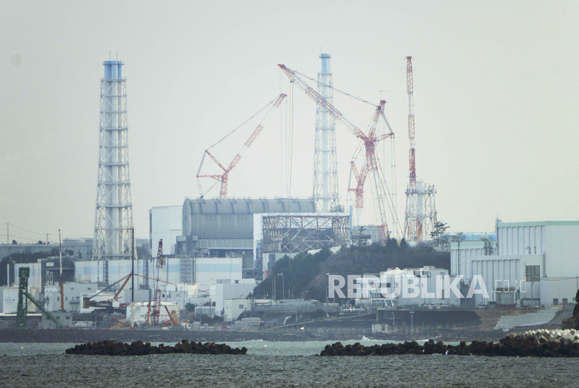 The Fukushima Daiichi nuclear power plant. China pada Jumat (7/7/2023) mengeluarkan larangan impor produk makanan, terutama makanan laut, dari Jepang.  