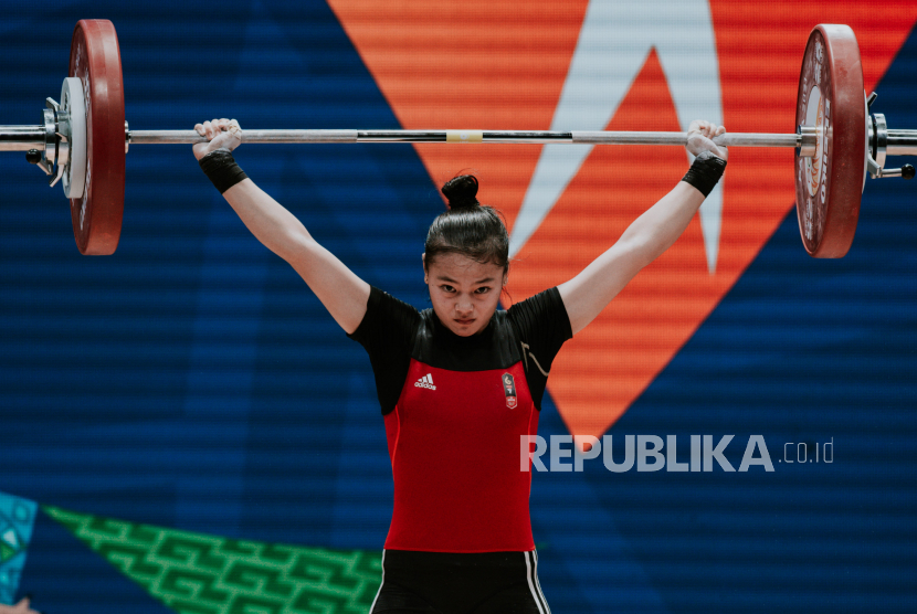 Lifter putri Windy Cantika Aisyah akan berlaga di Kejuaraan Dunia Junior di Heraklion, Yunani sebelum berangkat ke SEA Games.