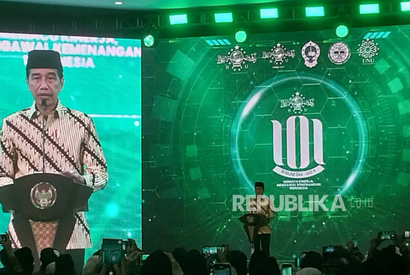 Presiden Joko Widodo (Jokowi) menyampaikan sambutan di puncak acara Harlah ke-101 Nahdlatul Ulama di Kampus Terpadu Universitas Nahdlatul Ulama (UNU), Gamping, Sleman, Rabu (31/1/2024). 