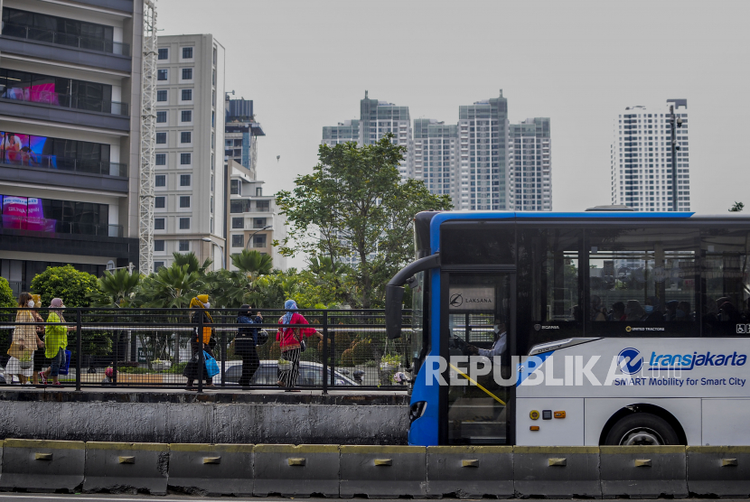 Ilustrasi. PT Transportasi Jakarta (TransJakarta) dan RSUD Pasar Minggu bekerja sama dalam pemeriksaan kesehatan bagi pramudi bus TransJakarta.